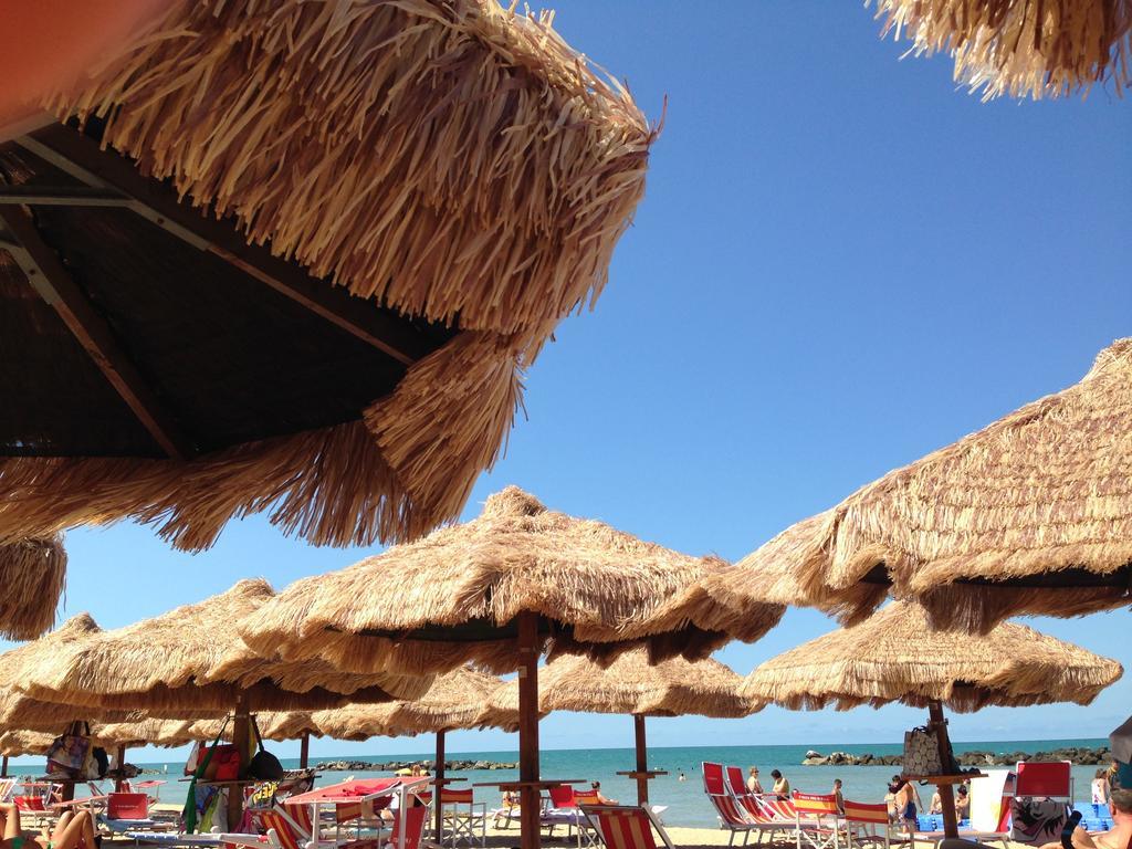 Holiday Dreams Apartment Francavilla Al Mare Ngoại thất bức ảnh